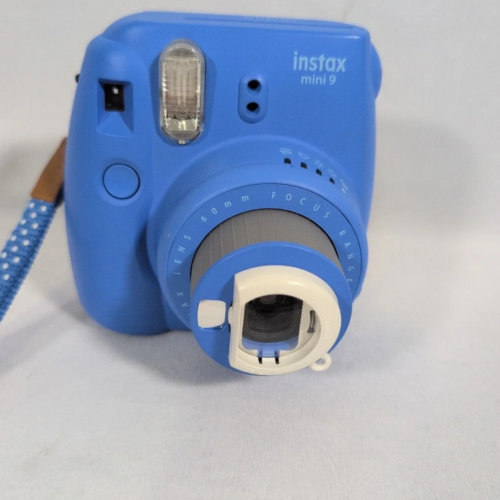 Fujifilm Instax Mini 9 Instant Film Camera Cobalt Blue Workin w/ 8 Photos Remain